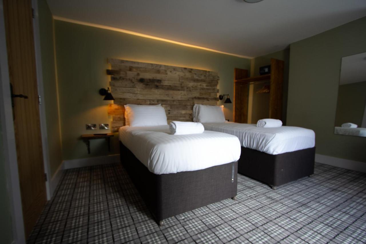 Tyr Winch Hotel Cardiff Kültér fotó